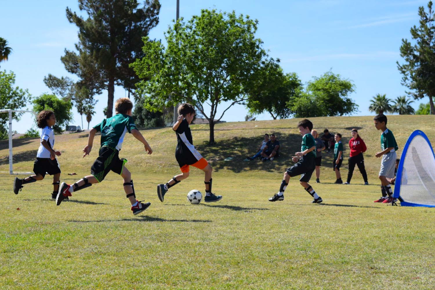 bgcaz-youth-soccor-kids-on-field