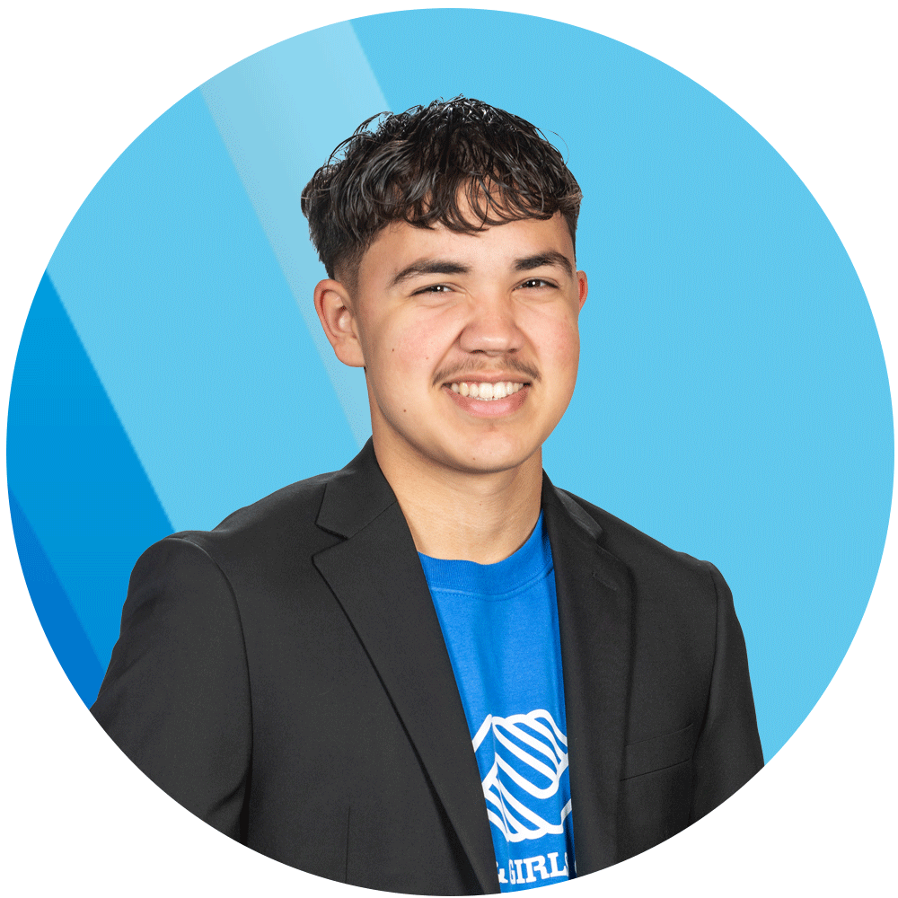 Efrain-youth-of-the-year-headshots-2023-Transparent